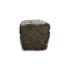HAYPACK TIMOTHY premium Italian hay cube for horses providing highly digestible long fibre.