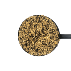 VITAL MUESLI-D&H UK ingredients in a measuring scoop for balanced daily horse feed.