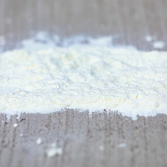 HYPPOLAC premium milk feed powder for foals on a wooden surface.