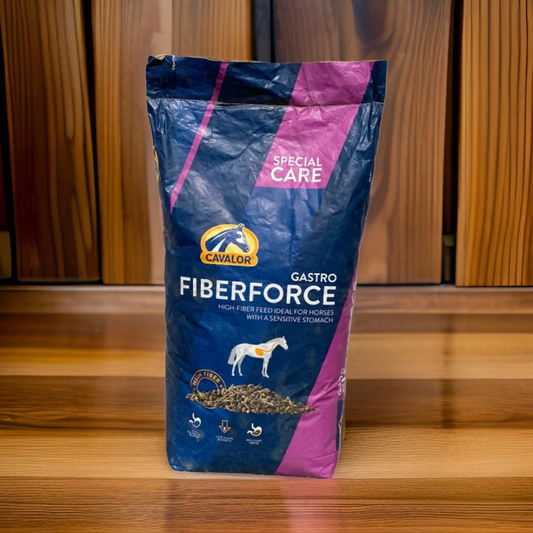 FIBER FORCE GASTRO by Cavalor packaging designed for horses with sensitive stomachs, focused on digestive health.