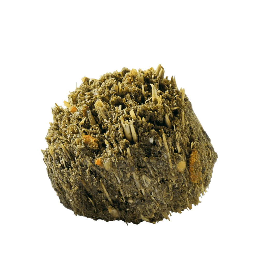 CRUNCHIES by Cavalor, premium crunchy horse treat made with cereals and herbs for horse training and rewards.