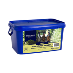 D& H Daily Vitamins & Minerals supplement container for horses and ponies in blue tub, 2kg net weight.